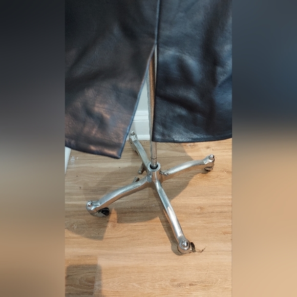 Theyskens' Theory Black Lined Calf Leather Skirt with Pockets NWOT - Picture 2 of 9